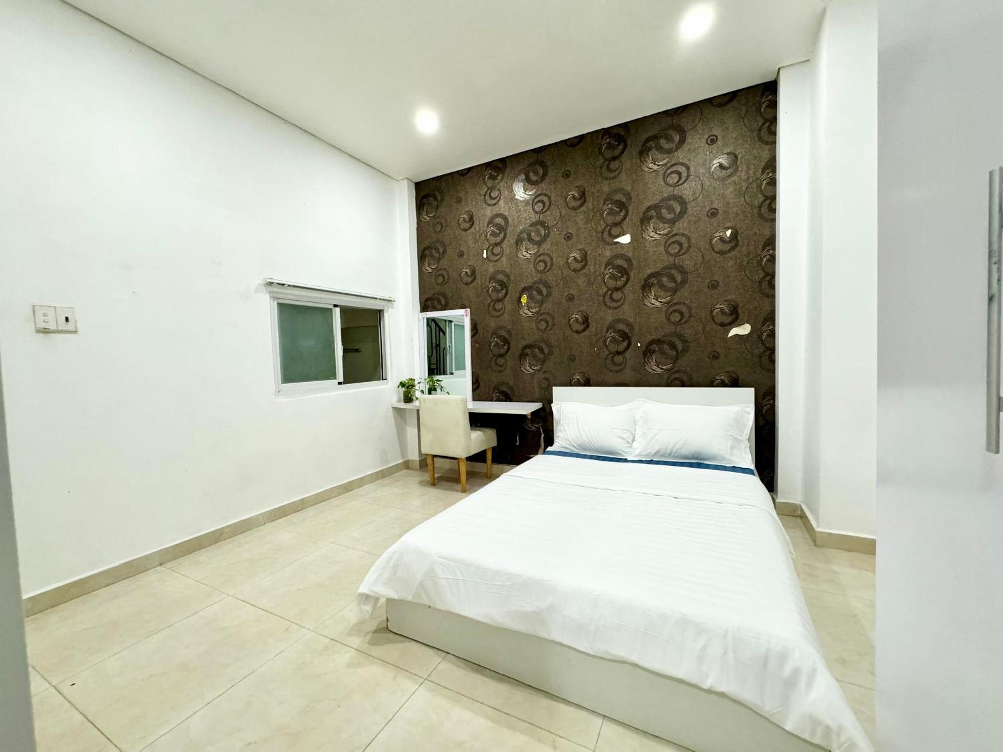 Dlux Cityland Go Vap Khách sạn hẻo lánh *